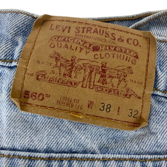 Vintage Levis 560 Loose Fit Tapered Jeans Mens Sz 38x32 Light Wash Denim HEMMED - Picture 4 of 9